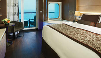 1548636739.4212_c357_Norwegian Cruise Line Norwegian Breakaway Accommodation Spa Suite.jpg